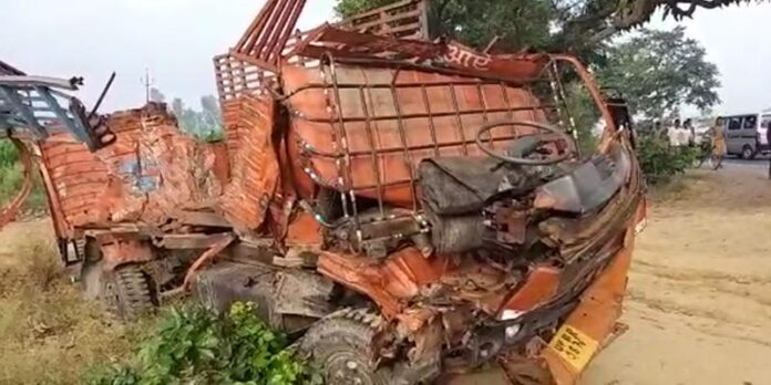 उत्तर प्रदेश के सम्भल सड़क हादसे में 8 लोगों की मौत- फ़ोटो ग्लोबलटुडे