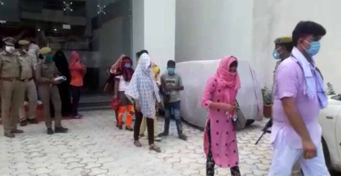 बरेली पुलिस ने किया सेक्स रैकेट का भंडाफोड़