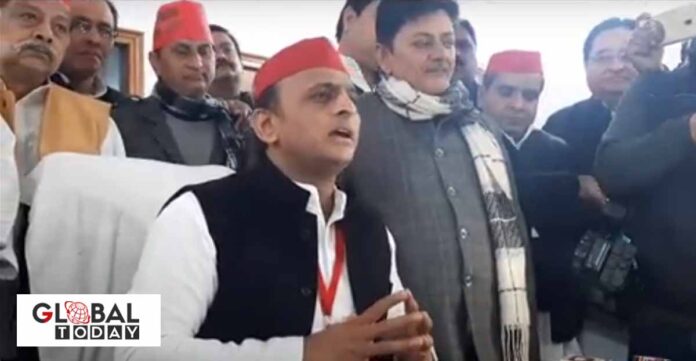 अखिलेश यादव रामपुर पहुँचे