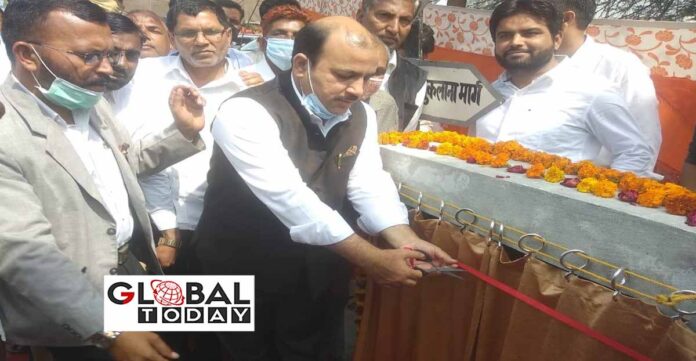 कुंवर दानिश अली ने 9.500 km नए रोड का उद्घाटन किया,