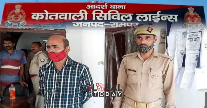 छात्रा से श्लील हरकत करने पर टीचर गिरफ़्तार