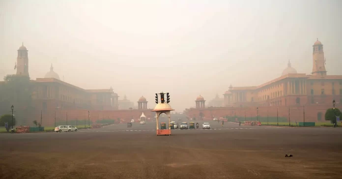 दिल्ली-एनसीआर में घुटने लगा दम, वायु गुणवत्ता आज भी बेहद खराब