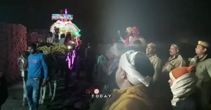 आगे-आगे बाराती और पीछे पीछे बंदूकधारी पुलिस, ऐसे निकली दलित दूल्हे की बारात