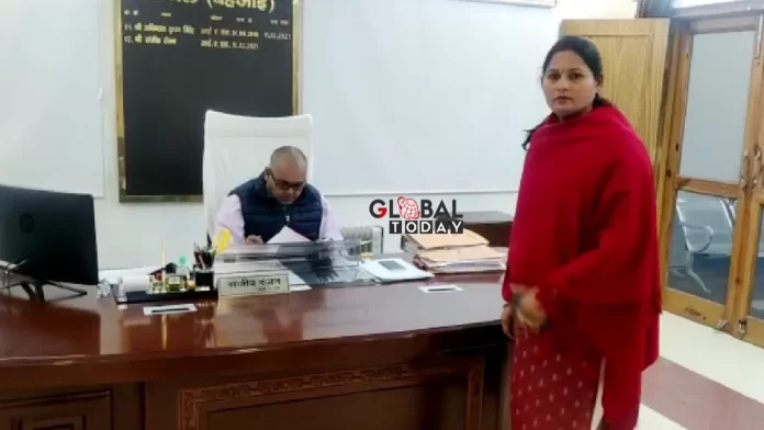 सपा प्रत्याशी ने तहसीलदार/एआरओ पर लगाए गंभीर आरोप