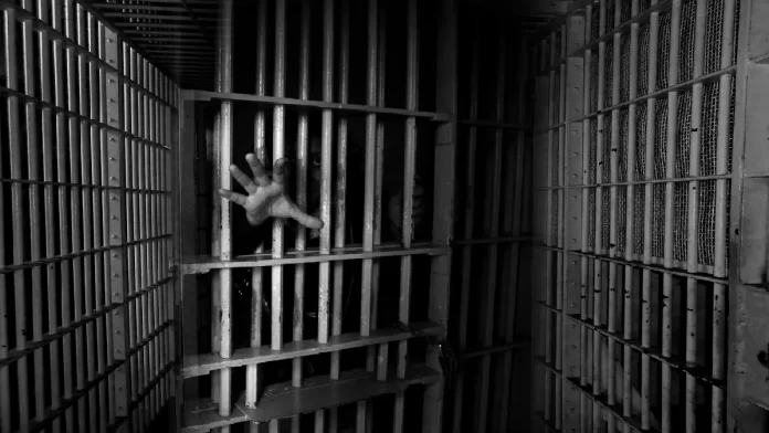 woman in jail भारतीय जेल में 4 साल तक बंद रही पाकिस्तानी सुमैरा अपनी बच्ची के साथ लौटेगी पाकिस्तान