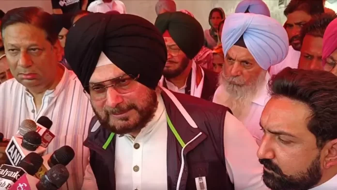navjot sidhu 34 साल पुराने मामले में नवजोत सिंह सिद्धू को एक साल की सज़ा और जुर्माना