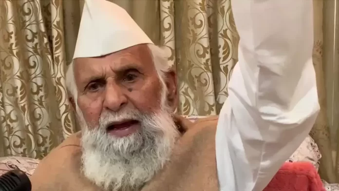 मुख्यमंत्री योगी आदित्यनाथ भड़के सांसद शफीकुर्र रहमान बर्क़