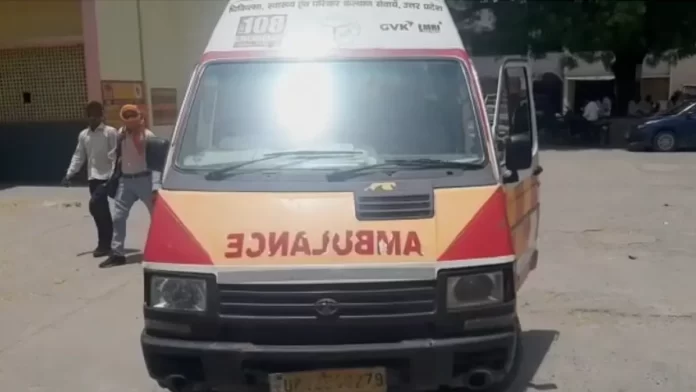 ambulance सड़क पर मौत बनकर घूम रही सरकारी एंबुलेंस