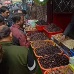 Srinagar Admin launches major crackdown on illegal profiteering in different markets of the city.