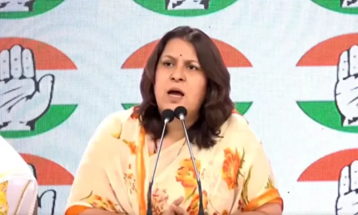 BJP से बड़ी Fake News फैक्ट्री दुनिया में कोई नहीं है