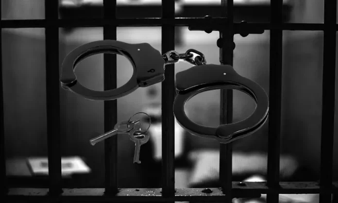 कोरोना काल में पेरोल पर छूटे 43 कैदी लापता
