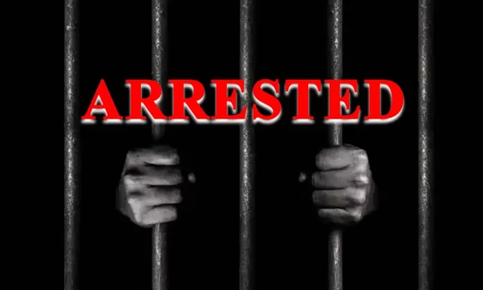ARRESTED 2 मस्जिदों, 1 दरगाह पर ज्वलनशील पदार्थ फेंकने के आरोप में 7 लोग गिरफ्तार