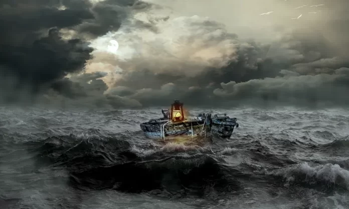 Boat in Storm अटलांटिक महासागर में प्रवासी नाव पलटने से कई लोगों की मौत हो गई