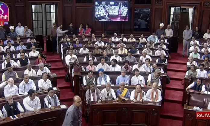 राज्यसभा से भी पास हुआ दिल्ली सर्विसेज बिल