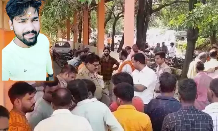 करंट लगने से शिव भक्त युवक की मौत, शिव भक्तों ने किया हंगामा