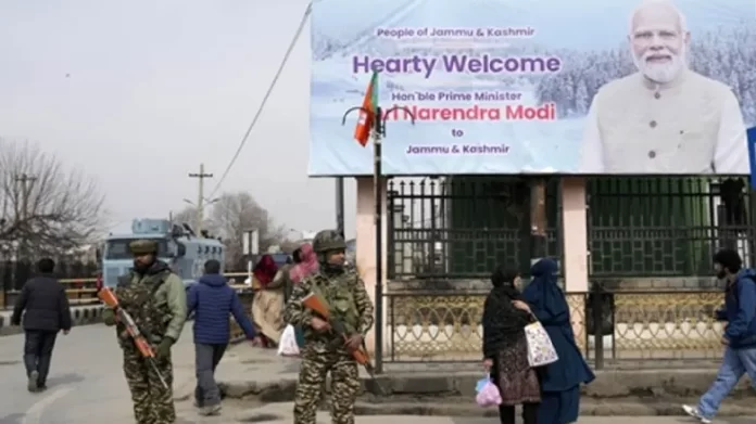 PM Modi's Srinagar Visit: City Declared As 'Temporary Red Zone' for Operation of Drones & Quadcopters
