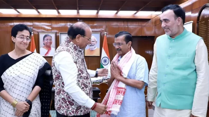 kejriwal and atishi Arvind Kejriwal resigns from the post of CM, Atishi will become the new CM of Delhi
