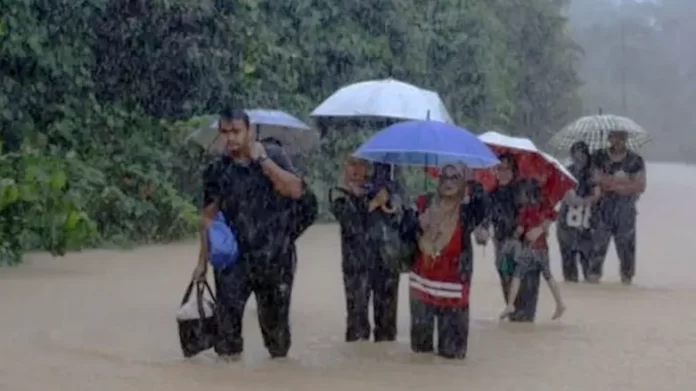 Heavy rains in Malaysia; More than 18 thousand families affected