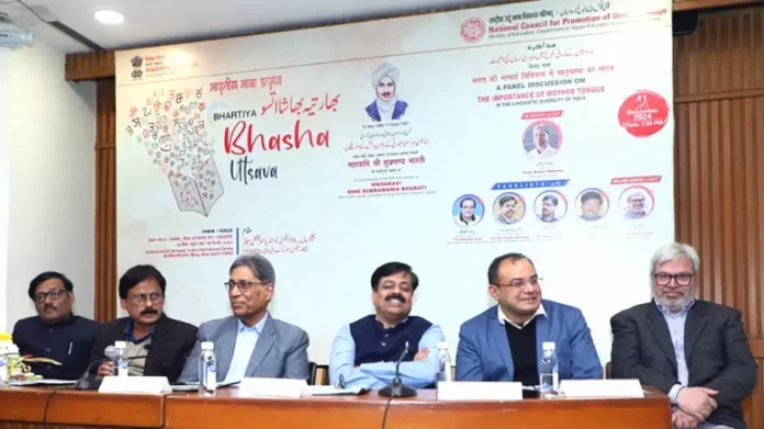 जो अपनी मातृभाषा भूल गया, वह मानो मर चुका है: डॉ. शम्स इक़बाल