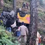 Uttarakhand: Uncontrolled bus falls into 100 meter deep gorge in Pauri, five dead, 15 injured