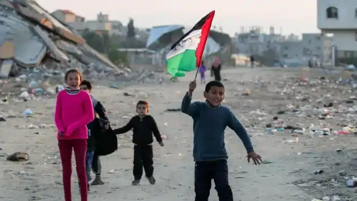 After several hours of delay, ceasefire finally started in Gaza