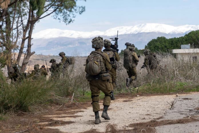 Israel army pulls out of Lebanon border villages, holds five positions