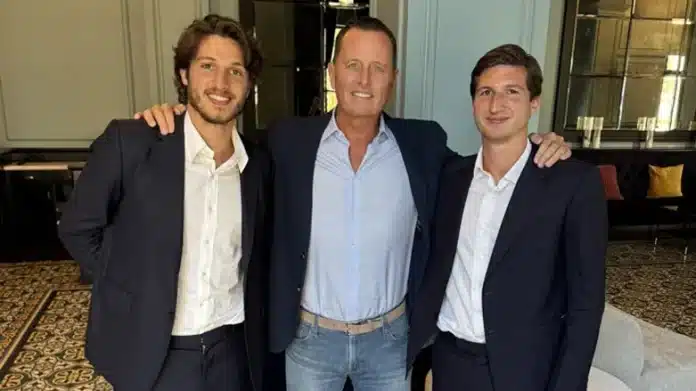 Trump Aide Meets Imran Khan's Sons In US