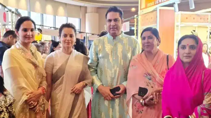 Nawab Kazim Ali Khan alias Naved Mian represented the royal family of Rampur in the fifteenth anniversary celebration of Royal Fables