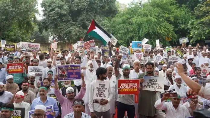 Protest for Palestinian Huge demonstration in support of Palestine in Delhi