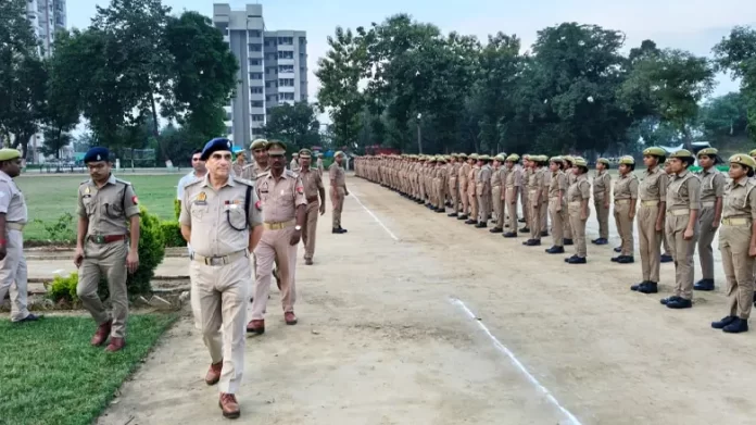 Rampur Superintendent of Police inspected the parade in the police line on Friday