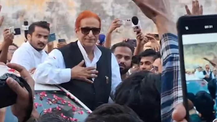 Azam Khan had decided to join Congress, a big revelation by senior journalist Aziz Burney.