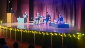 “Giton ki mala” created magic at Triveni Kala Sangam; the tunes evoked memories of the past.