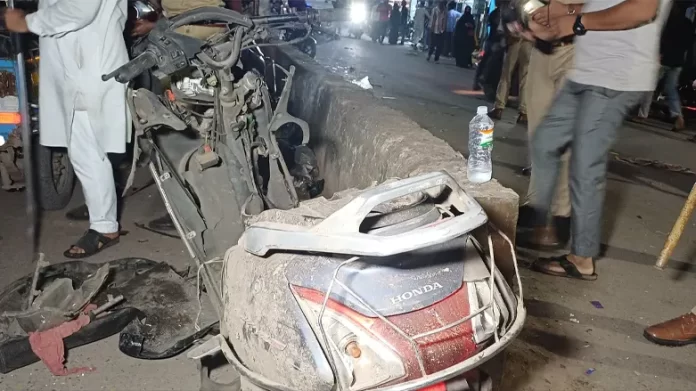 Explosions on two scooters in Kanpur cause panic, injure six; forensic team investigates