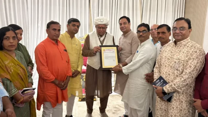 Rajarshi Bhupendra Modi received a grand welcome in Rampur, honored by the Brahmin Mahasabha