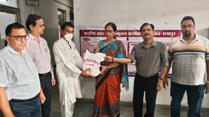 20 TB patients in Rampur received the gift of nutrition kits, adopted by IMA and Gupta Medical Hall.