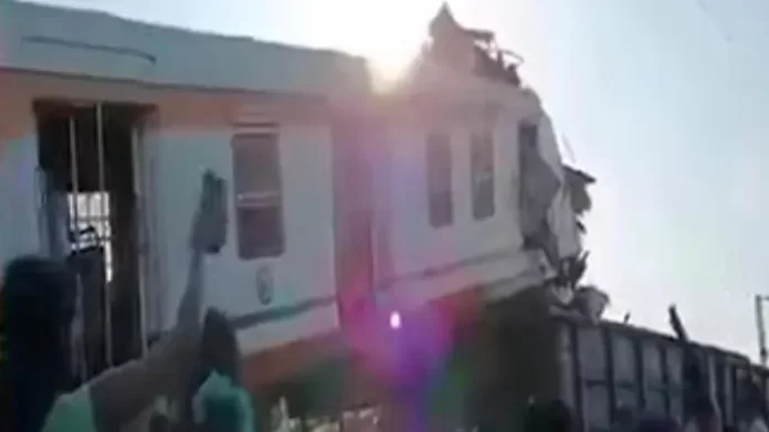 Major rail accident in Bilaspur: Passenger train and goods train collide directly, several coaches overturn