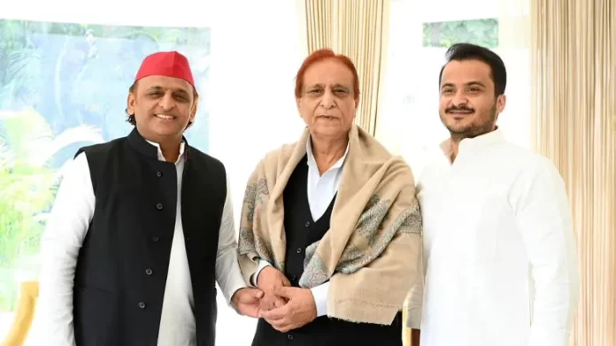 Akhilesh-Azam meet in Lucknow, second meeting in a month
