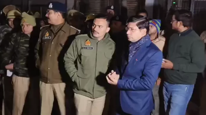 Major action against electricity theft in Sambhal: A mega operation was conducted throughout the night under the leadership of the District Magistrate and Superintendent of Police.