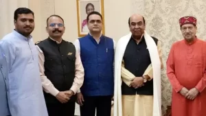 Governor Lt Gen Syed Ata Hasnain Meets with Indresh Kumar and Shahid Akhtar