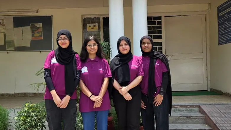 Jamia Millia Islamia Women Engineers Secure Prestigious Bajaj Scholarship