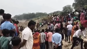 Prayagraj: Laborer Buried Alive During Sewer Excavation; Body Recovered