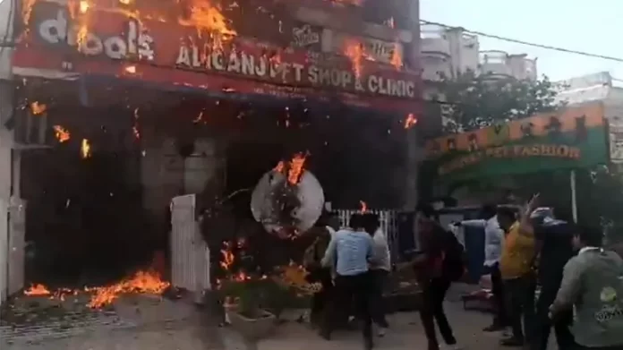 Lukhnow fire Lucknow Coaching Center Fire