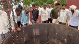 बदायूँ: मेंथा फैक्ट्री के टैंक में उतरे दो सगे भाइयों की दर्दनाक मौत, तीसरा वेंटिलेटर पर 3 badaun mentha factory accident