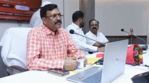 मुरादाबाद: राजस्व न्यायालयों को प्रभावी और पारदर्शी बनाने के लिए मण्डलीय कार्यशाला आयोजित, कमिश्नर ने दिए कड़े निर्देश 7 Aunjneya Kumar Singh