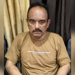 budaun-anti-corruption-team-arrest-daroga-taking-bribe