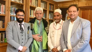 Kashmir Concern Delegation Meets LG Manoj Sinha, Discusses Nasha Mukt Bharat, TB Mukt Campaigns 4 Kashmir Concern Delegation Meets LG Manoj Sinha, Discusses Nasha Mukt Bharat, TB Mukt Campaigns