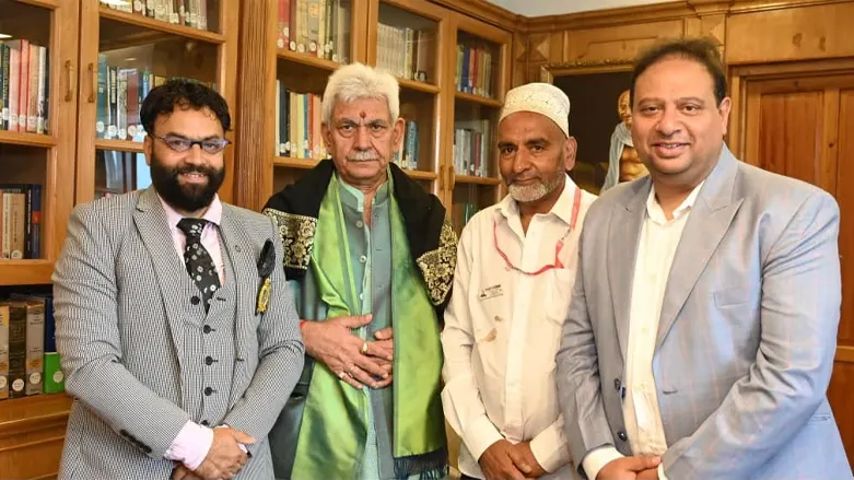 Kashmir Concern Delegation Meets LG Manoj Sinha, Discusses Nasha Mukt Bharat, TB Mukt Campaigns