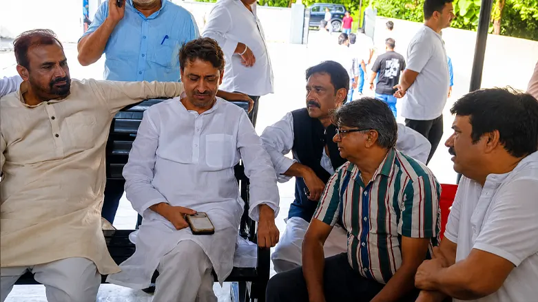 सहारनपुर: रशीद मसूद फार्म पर जामिया एलुमनाई मीट का आयोजन, सांसद इमरान मसूद समेत कई दिग्गज रहे मौजूद 9 Mango Party