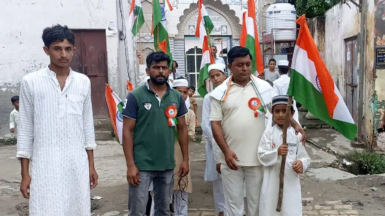 देशभर के मदरसों और खानकाहों में धूमधाम से मनाया गया स्वतंत्रता दिवस, मुल्क की तरक्की के लिए उलेमाओं ने की दुआएं