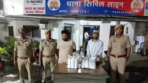 रामपुर पुलिस की बड़ी कार्रवाई: 103 शीशी कोडीन सिरप और 234 ग्राम चरस के साथ 3 तस्कर गिरफ्तार 5 rampur-police-arrested-drug-smugglers